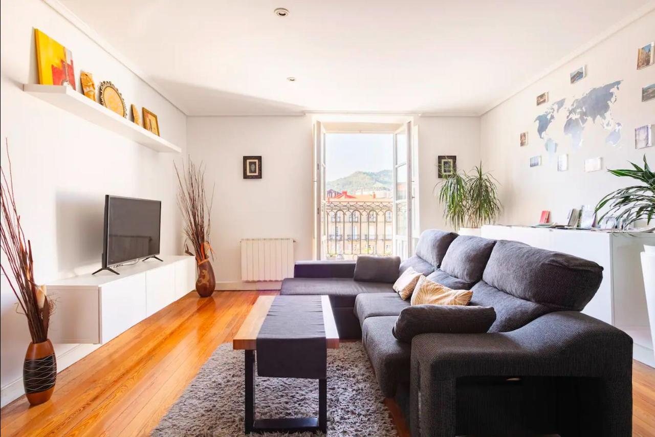 Plaza Nueva Habitaciones Bilbao Zewnętrze zdjęcie